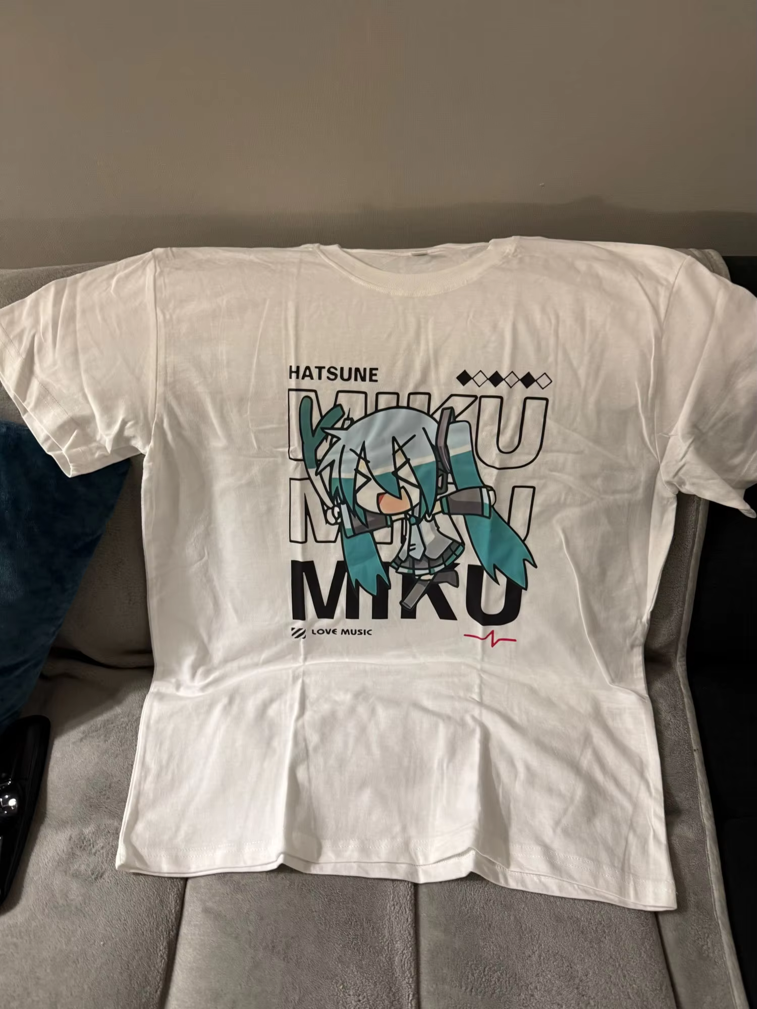 hatsune miku5 - Hatsune Miku Merch